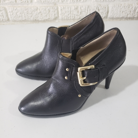 Michael Kors Penelope Bootlet - Picture 2 of 7